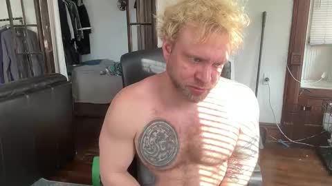 blondebluebear online show from 04.21.26