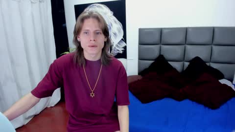 Snapshot of blondie_lover69 chatting on 01.25.25 Maleeth online show from 01.25.25