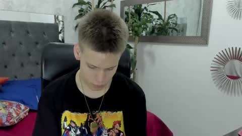 Snapshot of blondie_lover69 chatting on 02.27.25 Maleeth online show from 02.27.25