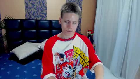 Snapshot of blondie_lover69 chatting on 03.02.25 Maleeth online show from 03.02.25