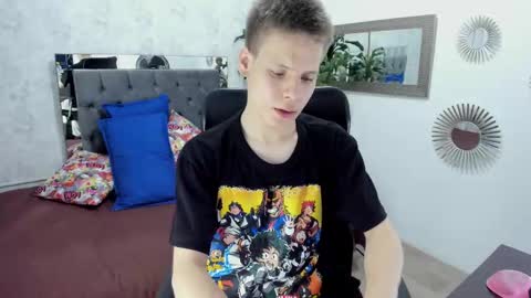 Snapshot of blondie_lover69 chatting on 03.05.25 Maleeth online show from 03.05.25
