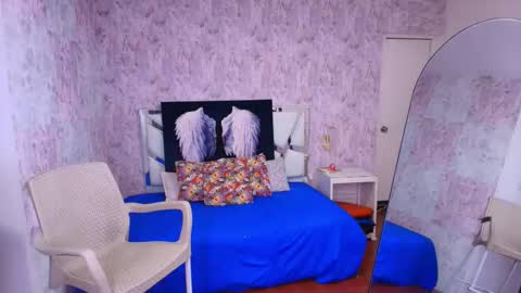 Snapshot of blondie_lover69 chatting on 09.14.25 Maleeth online show from 09.14.25