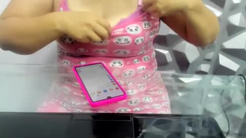 Snapshot of blondie_seex chatting on 10.25.25 Blondie online show from 10.25.25