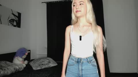 blondiebubble online show from 12.03.25