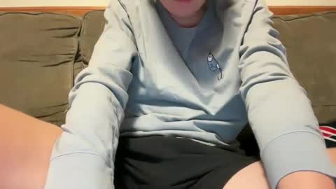 Snapshot of blondiedicks1 chatting on 09.18.25 blondiedicks1 online show from 09.18.25