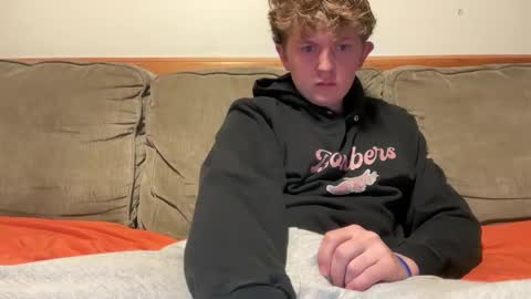 Snapshot of blondiedicks1 chatting on 10.28.25 blondiedicks1 online show from 10.28.25