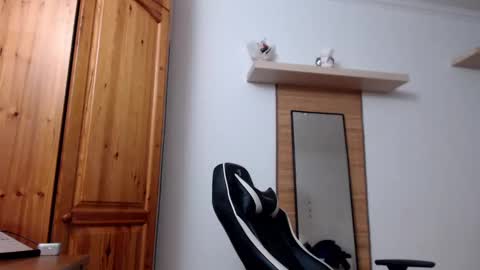 blondyelena online show from 02.22.25