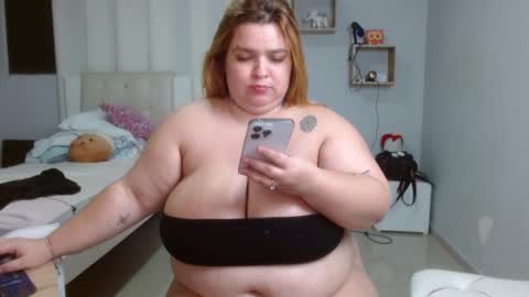 Snapshot of blondyliciousx chatting on 12.11.24 katartistic name online show from 12.11.24