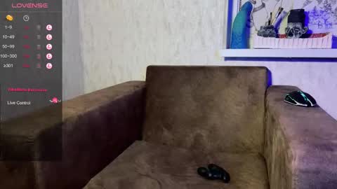 Snapshot of blooming_soul chatting on 03.07.25 blooming_soul online show from 03.07.25