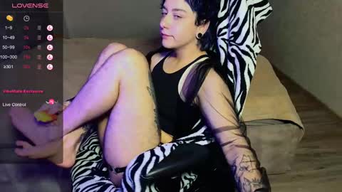 Snapshot of blooming_soul chatting on 03.09.25 blooming_soul online show from 03.09.25