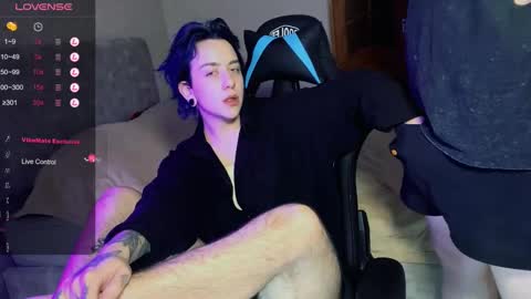 Snapshot of blooming_soul chatting on 03.10.25 blooming_soul online show from 03.10.25