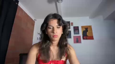 Bella Bloom ts online show from 10.18.25