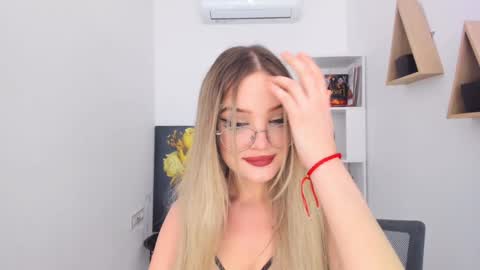 Sophia online show from 01.26.25