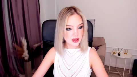 Sophia online show from 03.05.25