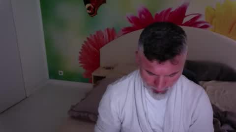 Nico online show from 10.18.25