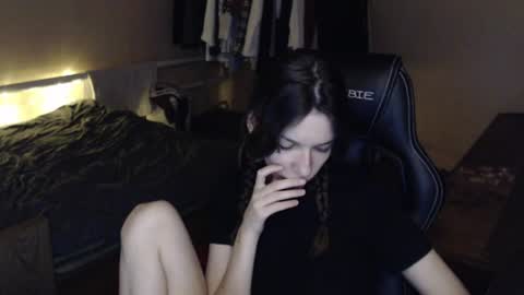 blue__velvet_ online show from 06.24.26