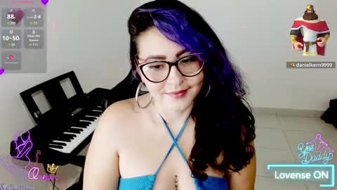 Snapshot of blue_dance chatting on 02.01.26 susan online show from 02.01.26