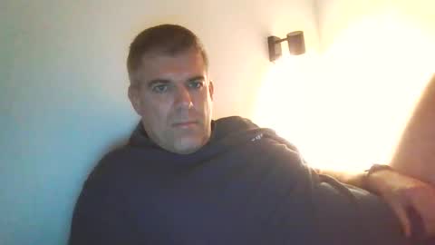 Snapshot of blue_eye_hot_dick chatting on 02.26.26 blue_eye_hot_dick online show from 02.26.26
