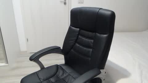 Juliet online show from 12.20.25