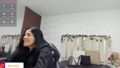 blue_tay1 online show from 02.15.26