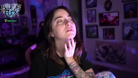 Blue online show from 03.04.25