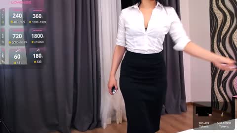 Snapshot of blueberryangel chatting on 01.18.25 LENA online show from 01.18.25