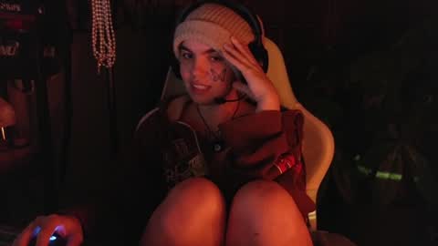 Snapshot of bluedweeb chatting on 01.14.25 Blue online show from 01.14.25