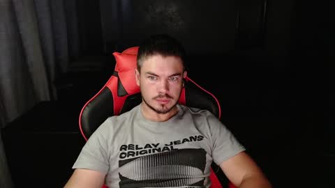 blueeyeboy0 online show from 12.14.24