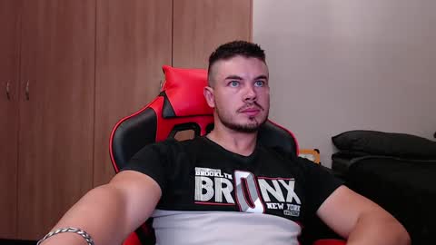 blueeyeboy0 online show from 01.07.25