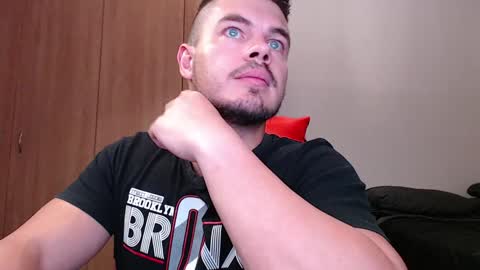 blueeyeboy0 online show from 01.08.25