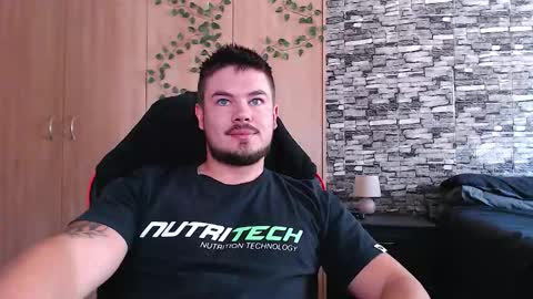 blueeyeboy0 online show from 10.23.25