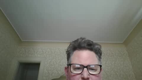 bluemoose70 online show from 12.04.24