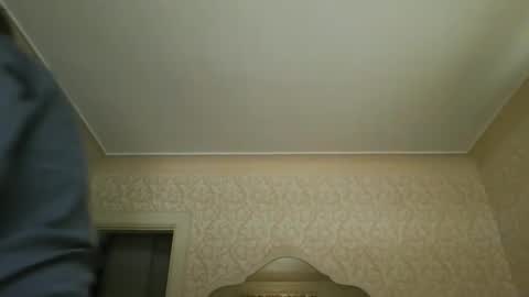 bluemoose70 online show from 01.05.25