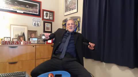 Snapshot of blueribbonboy chatting on 01.21.25 Brad online show from 01.21.25