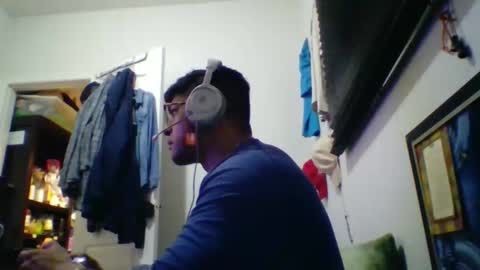 Snapshot of bluevegeta143 chatting on 02.14.26 bluevegeta143 online show from 02.14.26