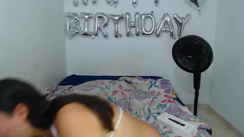 Snapshot of blumbum chatting on 12.18.24 Hey guysI am BrendaWelcome my room online show from 12.18.24