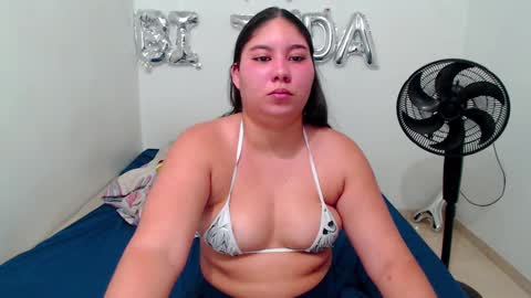 Snapshot of blumbum chatting on 01.16.25 Hey guysI am BrendaWelcome my room online show from 01.16.25