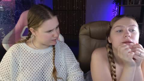 Snapshot of blush_ellie chatting on 12.14.24 Ellie3 online show from 12.14.24