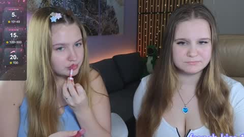 Snapshot of blush_ellie chatting on 12.15.24 Ellie3 online show from 12.15.24