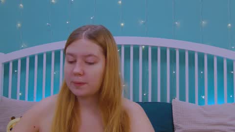 Snapshot of blush_ellie chatting on 12.18.24 Ellie3 online show from 12.18.24