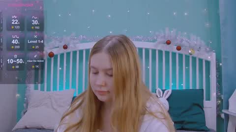 Snapshot of blush_ellie chatting on 12.25.24 Ellie3 online show from 12.25.24