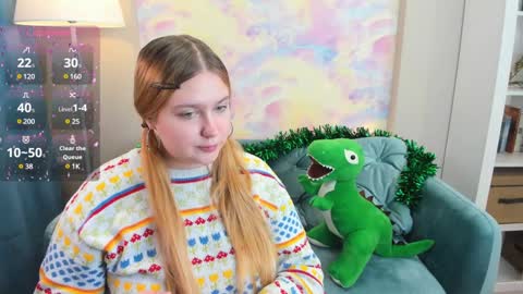 Snapshot of blush_ellie chatting on 12.26.24 Ellie3 online show from 12.26.24