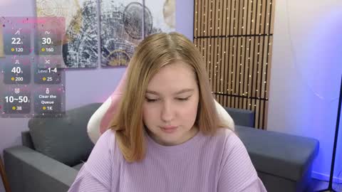 Snapshot of blush_ellie chatting on 01.26.25 Ellie3 online show from 01.26.25