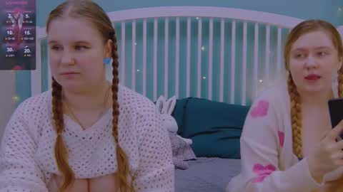 Snapshot of blush_ellie chatting on 02.20.25 Ellie3 online show from 02.20.25