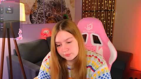 Snapshot of blush_ellie chatting on 03.07.25 Ellie3 online show from 03.07.25