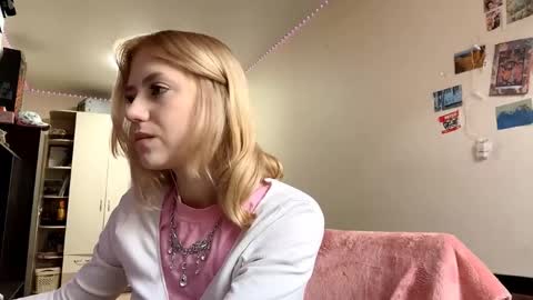 Elizabeth online show from 11.11.25