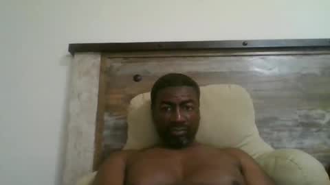 bluuthunder1914 online show from 10.29.25