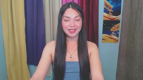 Snapshot of blythe_show chatting on 12.14.25 blythe_show online show from 12.14.25