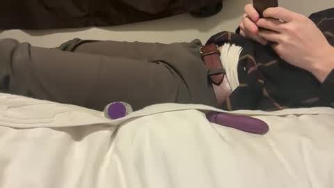 bmclovin_7 online show from 02.27.25