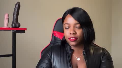       online show from 12.02.25